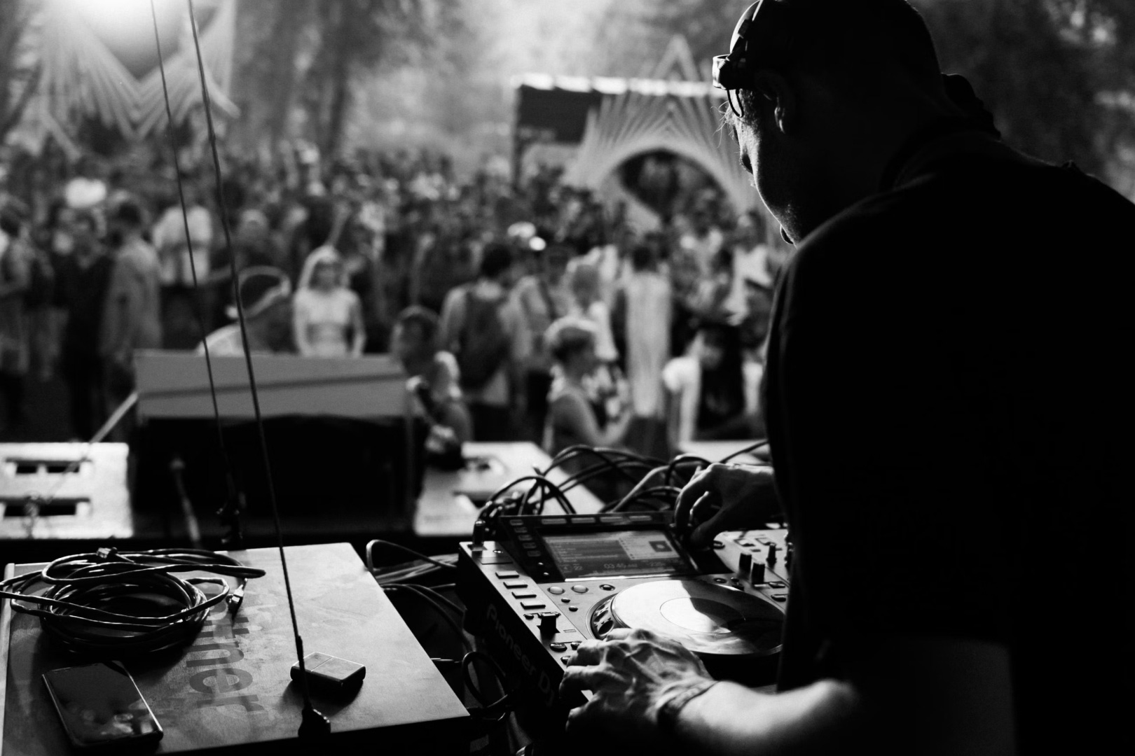 BEATS IN MOTION